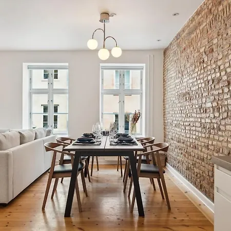Apartment Modern In The Old Centre